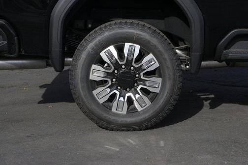 2025 GMC Sierra 3500 Denali