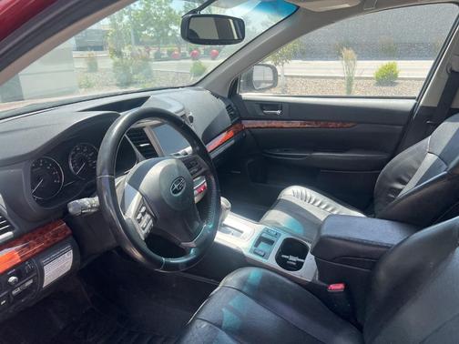 2012 Subaru Outback 2.5i Limited