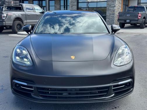 2018 Porsche Panamera 4S Executive