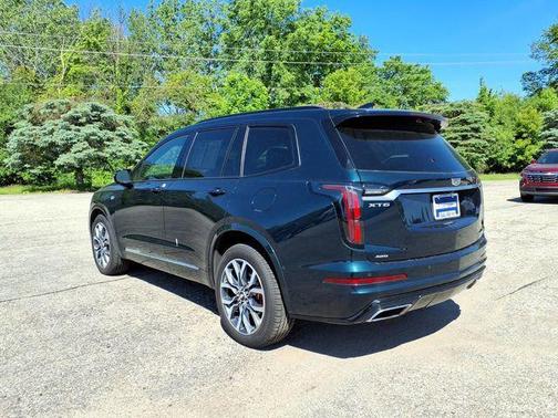 Emerald Lake Metallic 2024 Cadillac XT6 Sport AWD