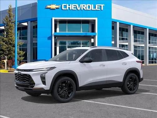 Summit White 2026 Chevrolet Trax FWD ACTIV