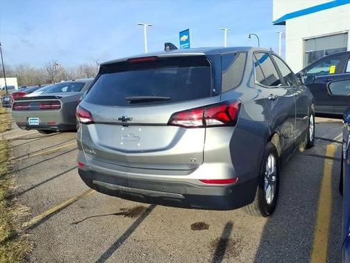 Sterling Gray Metallic 2024 Chevrolet Equinox 1LT