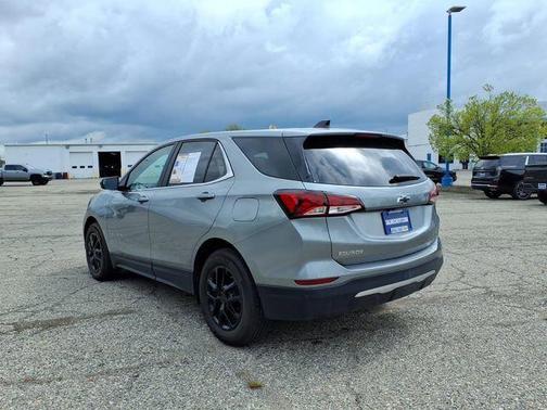 Sterling Gray Metallic 2024 Chevrolet Equinox 1LT