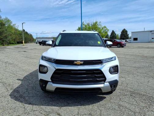 Summit White 2023 Chevrolet Trailblazer LT