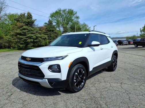 Summit White 2023 Chevrolet Trailblazer LT
