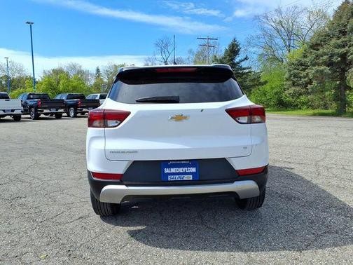 Summit White 2023 Chevrolet Trailblazer LT