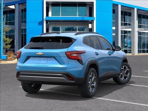 Marina Blue Metallic 2026 Chevrolet Trax LT