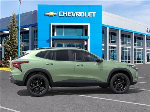 Cacti Green 2026 Chevrolet Trax FWD ACTIV