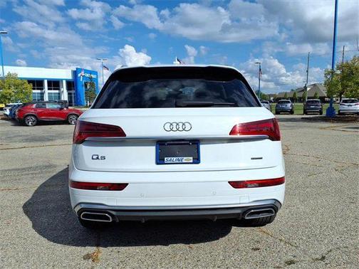 2024 Audi Q5 45 S line Premium Plus