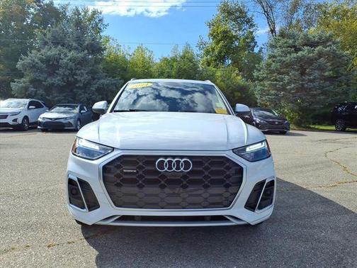 2024 Audi Q5 45 S line Premium Plus