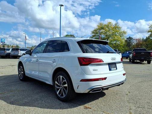 2024 Audi Q5 45 S line Premium Plus