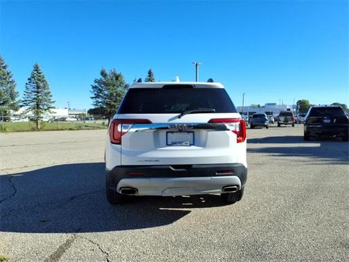 2023 GMC Acadia FWD SLT