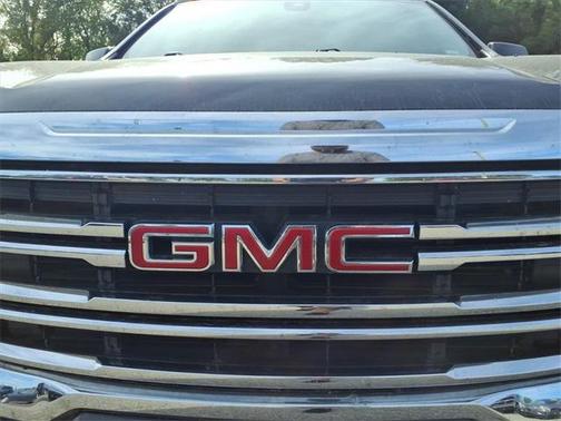 2023 GMC Acadia FWD SLT