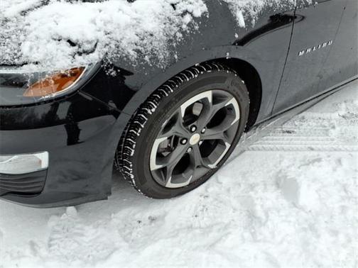 2022 Chevrolet Malibu FWD LT