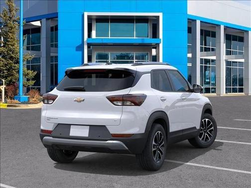 Summit White 2026 Chevrolet Trailblazer LT