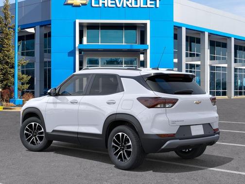 Summit White 2026 Chevrolet Trailblazer LT