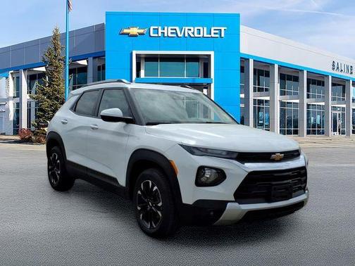 Summit White 2023 Chevrolet Trailblazer LT
