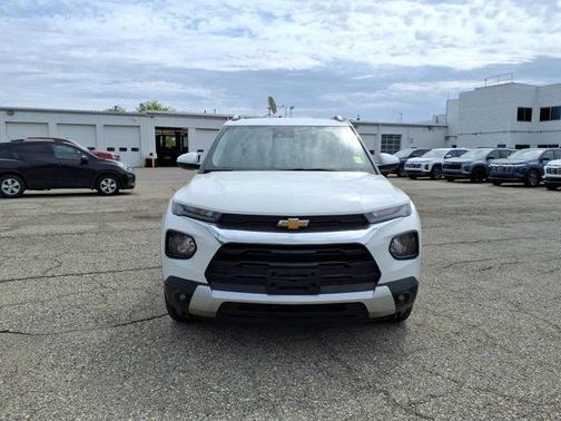 Summit White 2023 Chevrolet Trailblazer LT