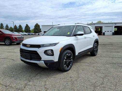 Summit White 2023 Chevrolet Trailblazer LT