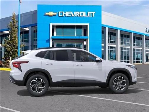 Summit White 2026 Chevrolet Trax LT