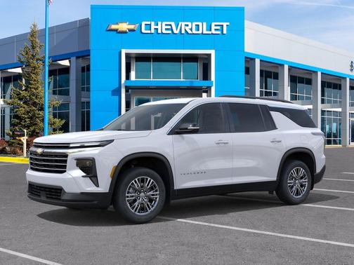 White 2026 Chevrolet Traverse LT