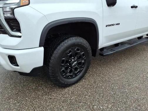 Summit White 2024 Chevrolet Silverado 2500 LT