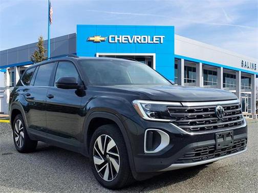 2024 Volkswagen Atlas 2.0T SE w/Technology