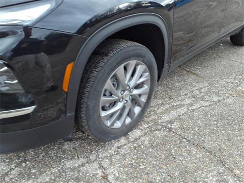 2025 Buick Enclave Preferred FWD