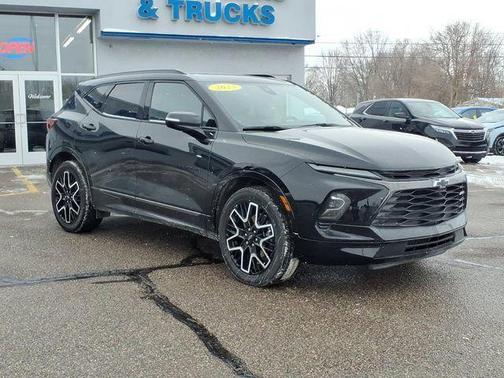 Black 2023 Chevrolet Blazer RS