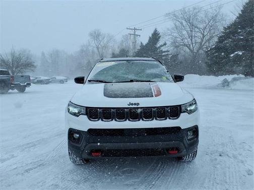 2024 Jeep Compass Trailhawk
