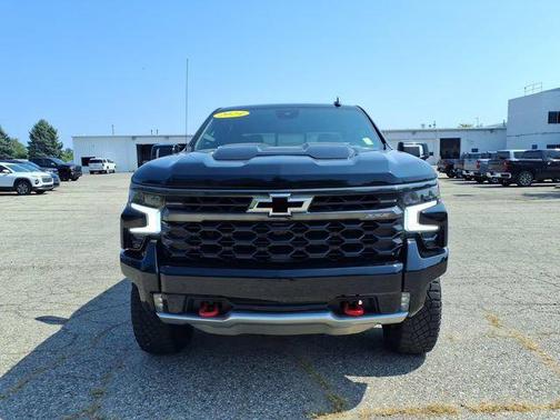 Black 2024 Chevrolet Silverado 1500 ZR2