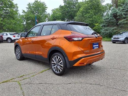 2024 Nissan Kicks SV