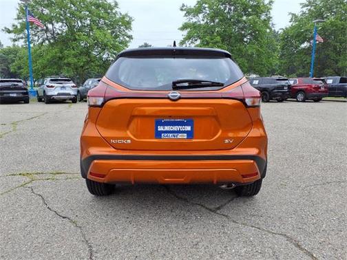 2024 Nissan Kicks SV