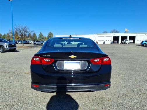 2022 Chevrolet Malibu 1LS