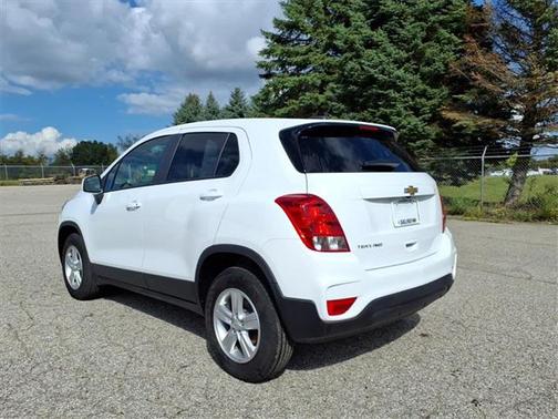 2022 Chevrolet Trax LS
