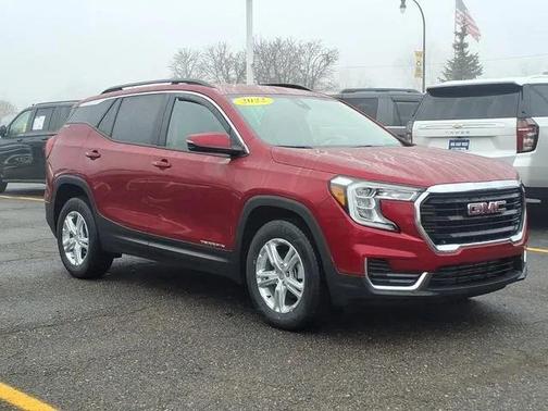 Cayenne Red Tintcoat 2022 GMC Terrain SLE