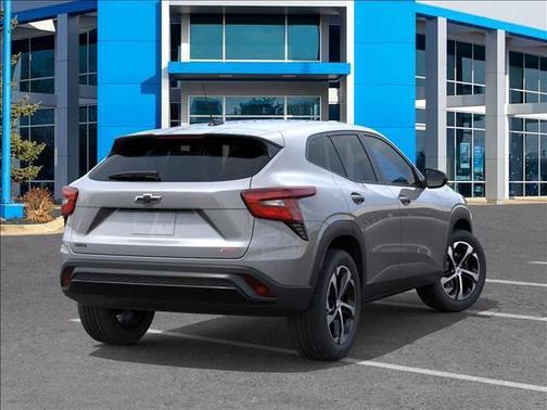 Sterling Gray Metallic 2026 Chevrolet Trax FWD 1RS