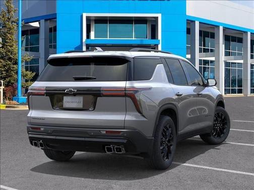 Sterling Gray Metallic 2026 Chevrolet Traverse LT