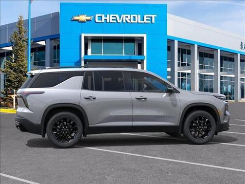 Sterling Gray Metallic 2026 Chevrolet Traverse LT
