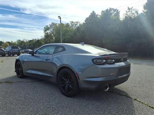 2022 Chevrolet Camaro RWD Coupe LT1