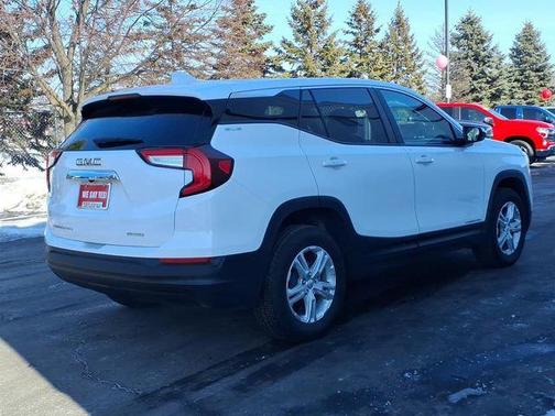 Summit White 2024 GMC Terrain SLE