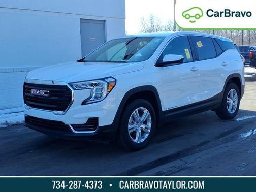 Summit White 2024 GMC Terrain SLE