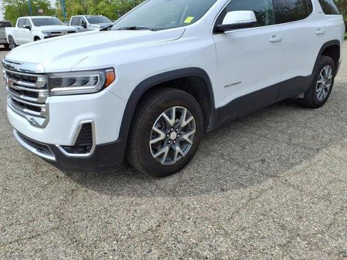 Summit White 2023 GMC Acadia FWD SLT