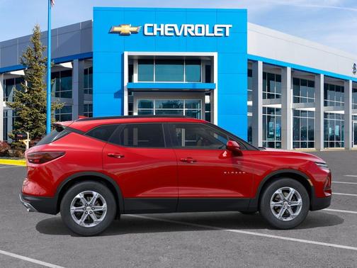 Radiant Red Tintcoat 2026 Chevrolet Blazer 2LT