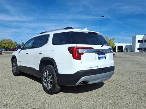 2023 GMC Acadia FWD SLT