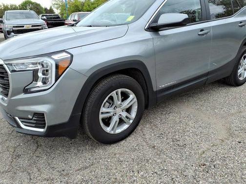Sterling Metallic 2023 GMC Terrain SLE