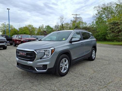 Sterling Metallic 2023 GMC Terrain SLE