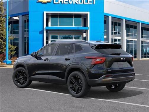 Mosaic Black Metallic 2026 Chevrolet Trax FWD ACTIV