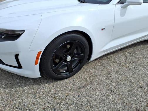 Summit White 2022 Chevrolet Camaro 1LT
