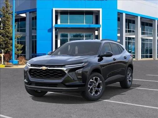 Mosaic Black Metallic 2026 Chevrolet Trax LT